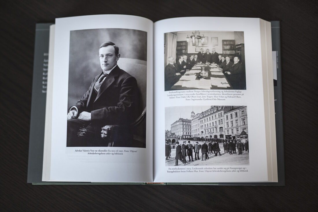 Bilde av historiebok om Riksmeklerens historie